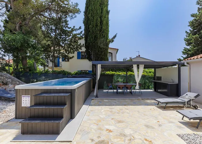 Apartman Meazza-1 By Interhome Medulin