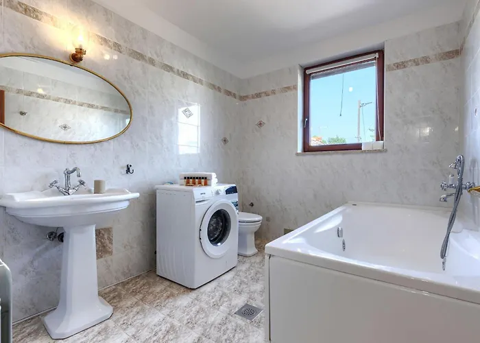 Meazza-1 By Interhome