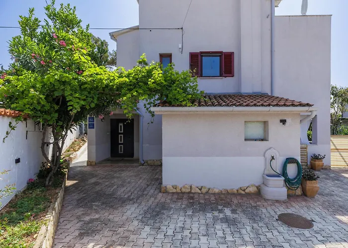 Apartman Meazza-1 By Interhome Medulin