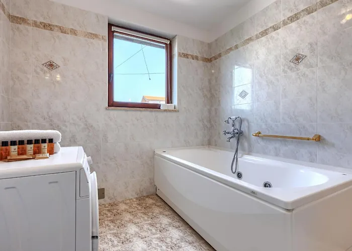 Meazza-1 By Interhome Medulin