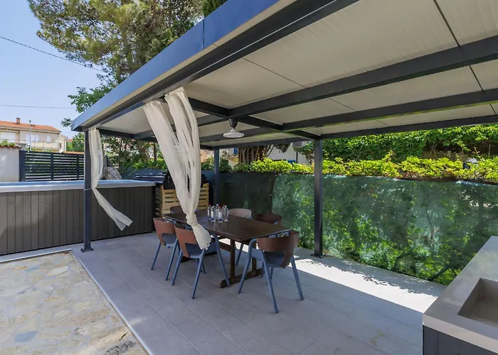 Apartman Meazza-1 By Interhome